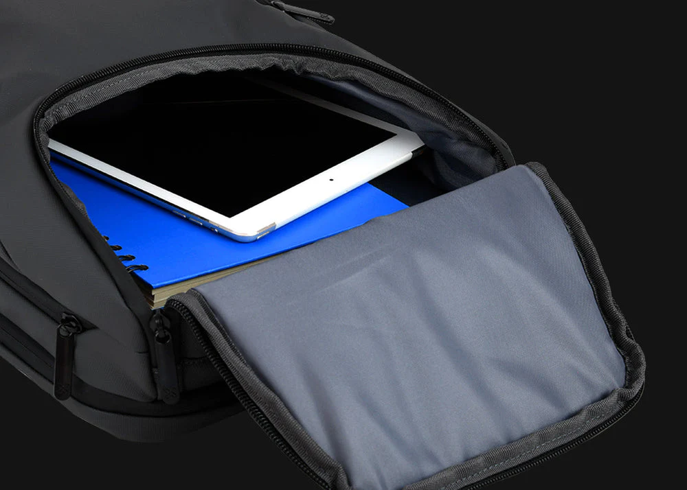 Klip Xtreme Evergo | Mochila para Laptops hasta 15.6" | Puerto de Carga USB - Image 5