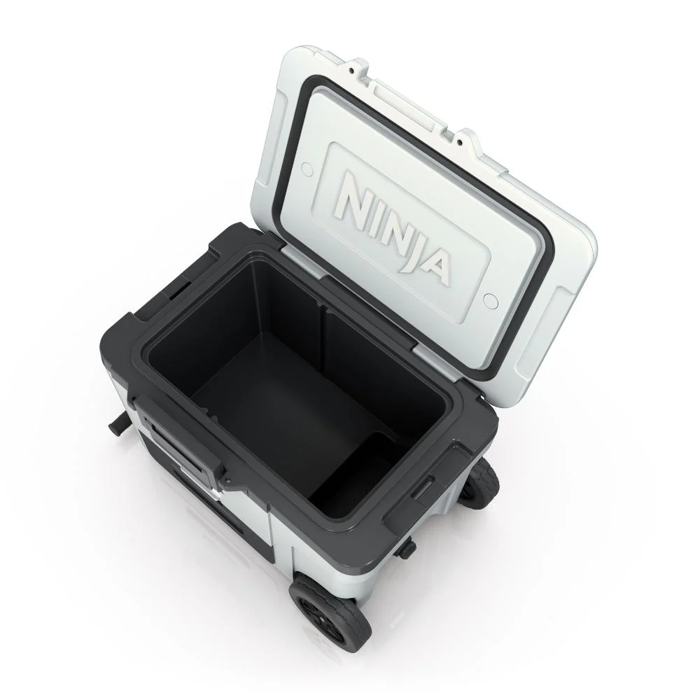 Cooler Ninja FrostVault 45QT FB245WH | Con Ruedas | Cold Dry Zone - Image 4