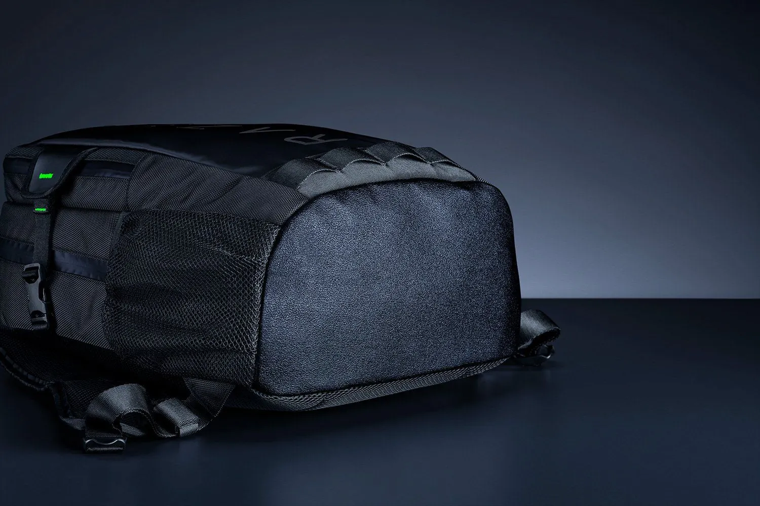 Razer Rogue 16 Backpack V3 | Maletín para Notebook Gaming | Hasta 16" - Image 5